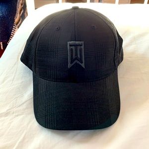 Nike Tiger Woods collection hat
